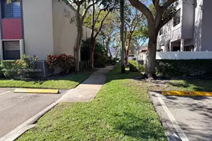 11509 NW 10th St, Pembroke Pines, FL 33026 - Photo 18