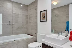 1100 Biscayne Blvd, Miami, FL 33132 - Photo 22