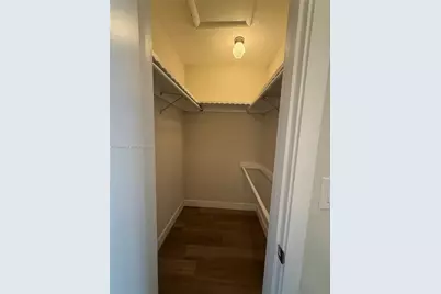 7216 Jacaranda Ln, Miami Lakes, FL 33014 - Photo 10