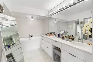 3600 Mystic Pointe Dr, Aventura, FL 33180 - Photo 10