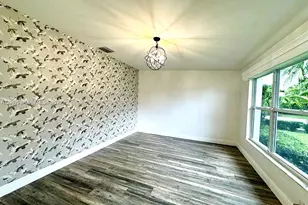 2075 S Hibiscus Dr, North Miami, FL 33181 - Photo 20