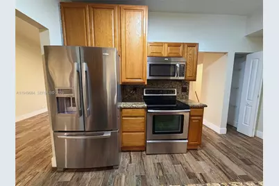 8915 NW 26 Ct, Coral Springs, FL 33065 - Photo 6