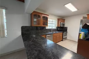 425 E 17th St, Hialeah, FL 33010 - Photo 2