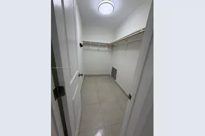 425 E 17th St #Rear, Hialeah, FL 33010 - Photo 14