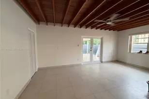 425 E 17th St, Hialeah, FL 33010 - Photo 20