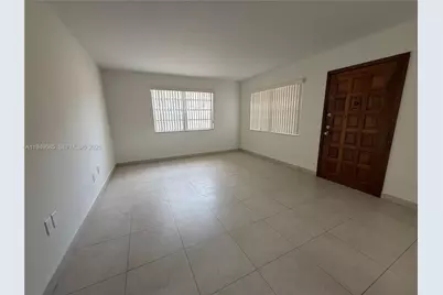 425 E 17th St #Rear, Hialeah, FL 33010 - Photo 18