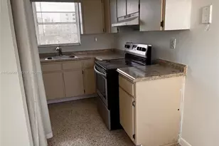 928 SW 30th Ave, Miami, FL 33135 - Photo 8