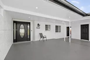 730 N 72nd Way, Hollywood, FL 33024 - Photo 6