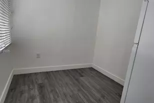 3520 NW 20th St, Miami, FL 33142 - Photo 8