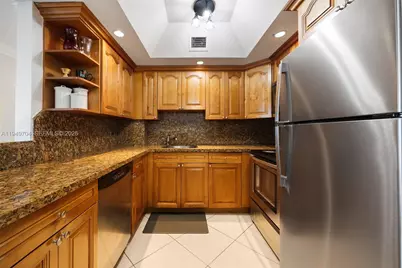 7441 Wayne Ave #2B, Miami Beach, FL 33141 - Photo 4