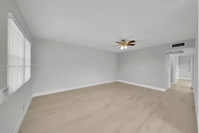 100 E Northampton  E #100, West Palm Beach, FL 33417 - Photo 6