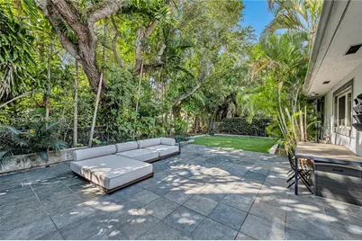 5516 Sardinia St, Coral Gables, FL 33146 - Photo 32