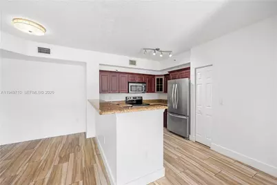 2200 E Preserve Way #203, Miramar, FL 33025 - Photo 6