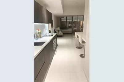 851 NE 1st Ave #305, Miami, FL 33132 - Photo 4