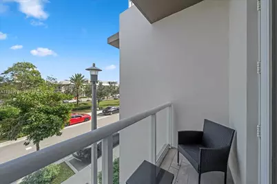 6402 NW 104th Path, Doral, FL 33178 - Photo 18