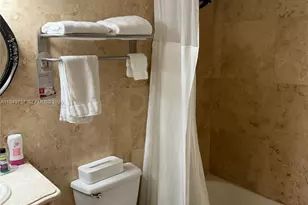 19201 Collins Ave, Sunny Isles Beach, FL 33160 - Photo 8