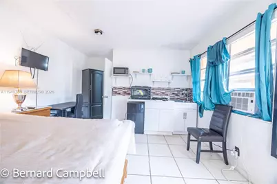 [Address not provided], Hallandale Beach, FL 33009 - Photo 4