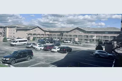 8851 NW 119th St #5221, Hialeah Gardens, FL 33018 - Photo 2