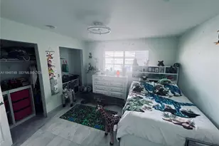 8851 NW 119th St, Hialeah Gardens, FL 33018 - Photo 16