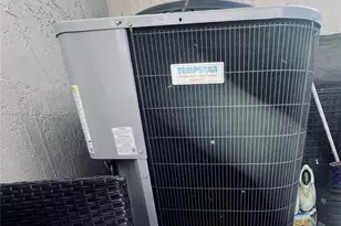 8851 NW 119th St, Hialeah Gardens, FL 33018 - Photo 26