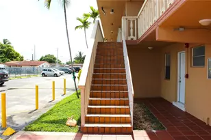 1154 W 35th St, Hialeah, FL 33012 - Photo 14