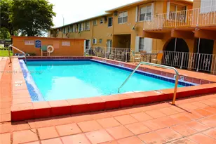1154 W 35th St, Hialeah, FL 33012 - Photo 28