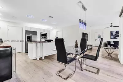 806 NE 6th St, Hallandale Beach, FL 33009 - Photo 20