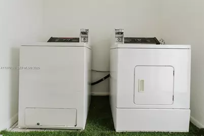 806 NE 6th St, Hallandale Beach, FL 33009 - Photo 34