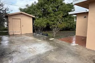 3017 NW 7th Ct, Fort Lauderdale, FL 33311 - Photo 2