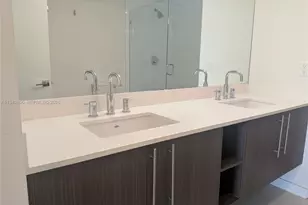 7825 NW 107th Ave, Doral, FL 33178 - Photo 20