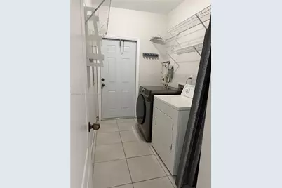 7567 N Augusta Dr #Front, Hialeah, FL 33015 - Photo 14