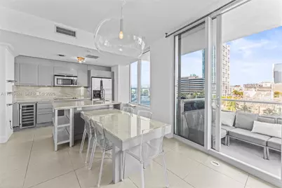 185 SW 7th St #603, Miami, FL 33130 - Photo 1