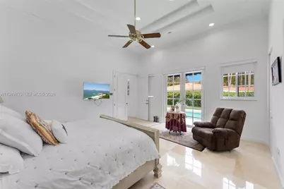 1334 Alhambra Cir, Coral Gables, FL 33134 - Photo 10