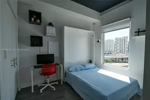 10 SW South River Dr, Miami, FL 33130 - Photo 18