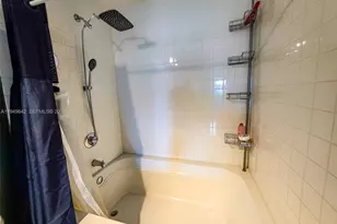 10 SW South River Dr, Miami, FL 33130 - Photo 30