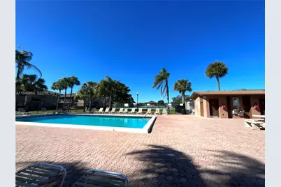 10043 Winding Lake Rd #201, Sunrise, FL 33351 - Photo 18