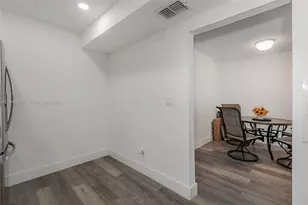 1501 NW 90th Way, Pembroke Pines, FL 33024 - Photo 12