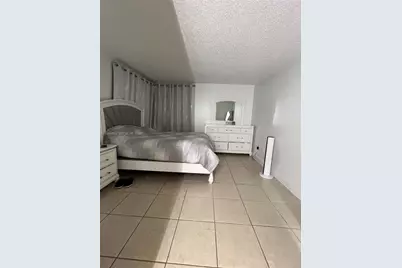 8879A Fontainebleau Blvd #105, Miami, FL 33172 - Photo 4