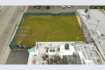 2219 NW 28th St, Miami, FL 33142 - Photo 10