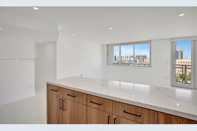 7135 Collins Ave #835, Miami Beach, FL 33141 - Photo 20