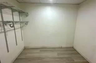 26 Diplomat Pkwy, Hallandale Beach, FL 33009 - Photo 12