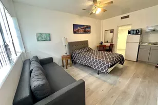 26 Diplomat Parkway, Hallandale Beach, FL 33009 - Photo 4