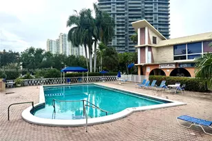 26 Diplomat Pkwy, Hallandale Beach, FL 33009 - Photo 18