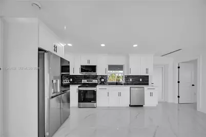 855 Foxtail, Other City - In The State Of Florida, FL 33974 - Photo 4