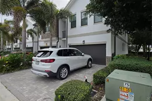 4538 S Aqua Bella Ln, Dania Beach, FL 33312 - Photo 2