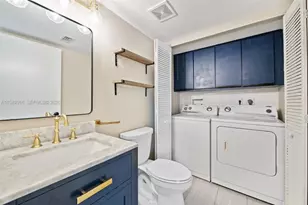 11875 SW 12th Pl, Davie, FL 33325 - Photo 16