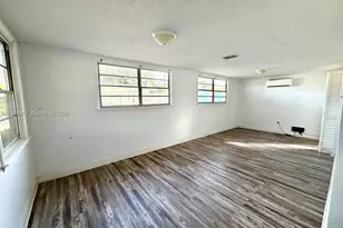 565 Forrest Dr, Other City - In The State Of Florida, FL 33830 - Photo 2