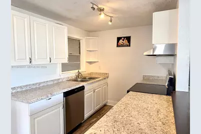 565 Forrest Dr, Other City - In The State Of Florida, FL 33830 - Photo 6