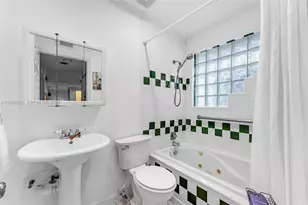 1304 Redstart Ct, Homestead, FL 33035 - Photo 18