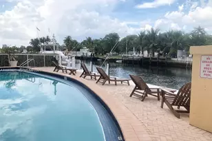 2000 NE 135th St, North Miami, FL 33181 - Photo 16